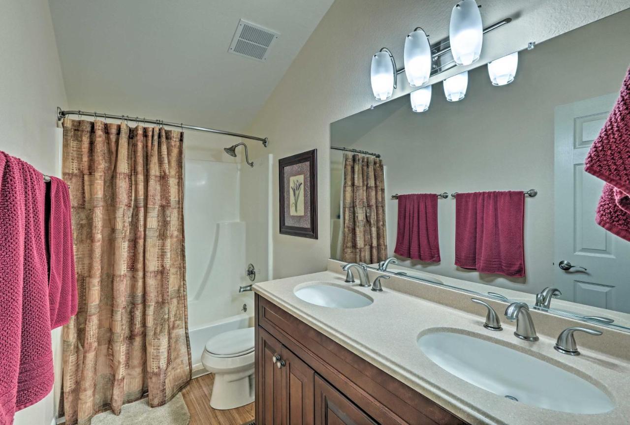 Flagstaff Townhome With Deck Easy Access Downtown! Kültér fotó